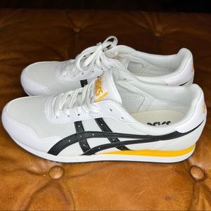 ASICS - new without box